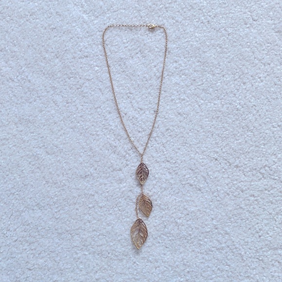 Anthropologie Tri Leaves Gold necklace